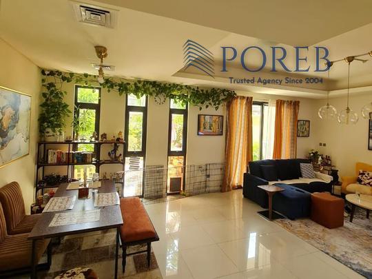 SINGLE ROW | CLOSED KITCHEN | UPGRADED