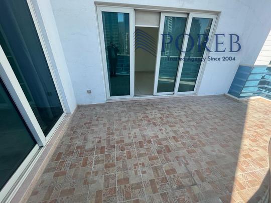 Spacious 1BR | Vacant | High Floor |Semi furnished