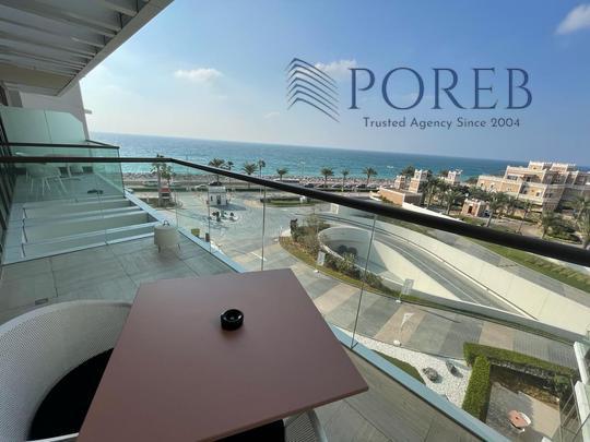 Specious 1BR | Sea View | Vacant | Middle Floor