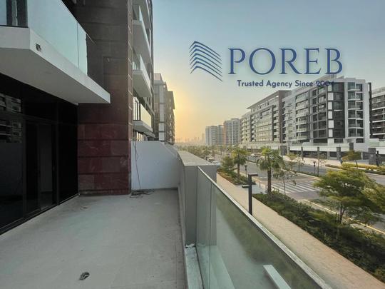 Boulevard View-Massive Terrace-Chiller free