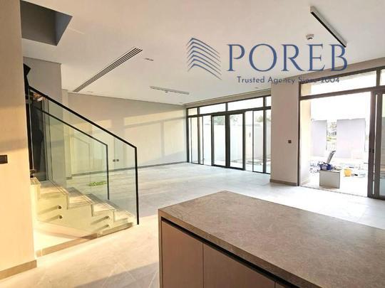 Single Row I Huge Plot Area | Corner Unit